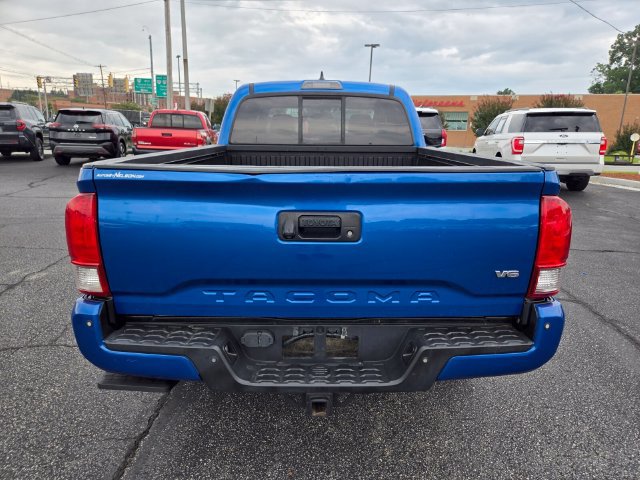 Used 2016 Toyota Tacoma TRD Sport w/ Premium & Technology Package AWD/4WD image 7