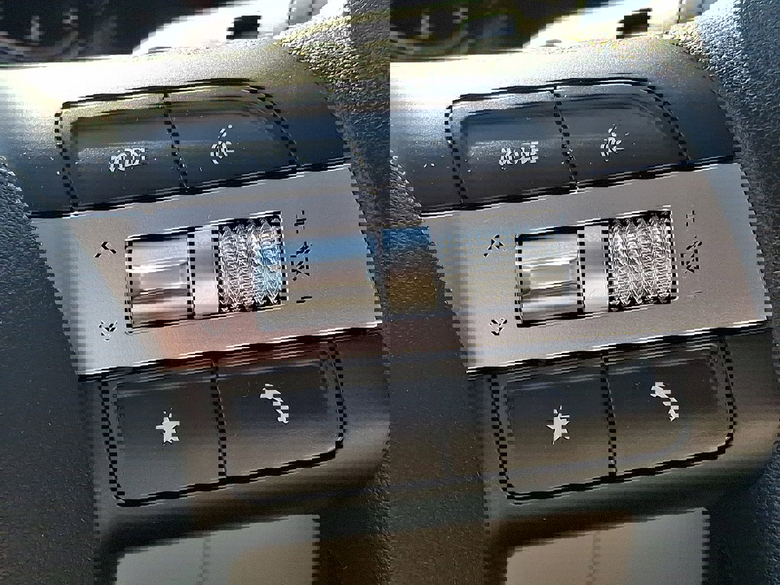 Certified 2025 Hyundai Tucson SE image 22