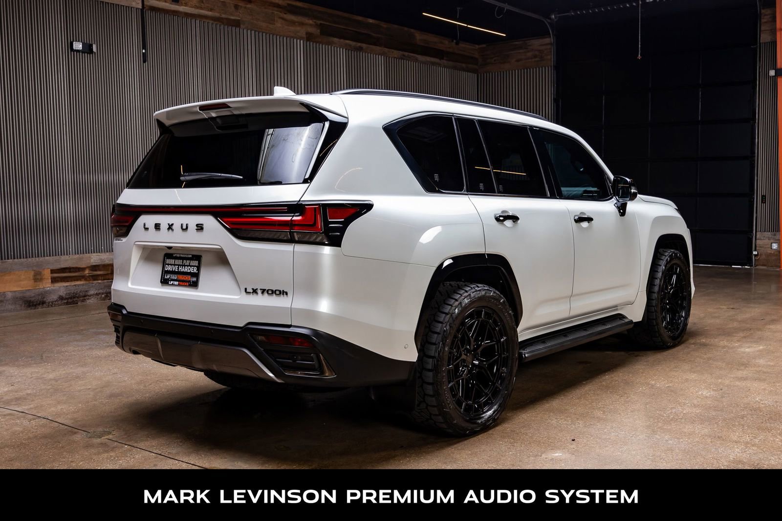 Used 2025 Lexus LX 700h Overtrail w/ Accessory Package (Z1) image 9