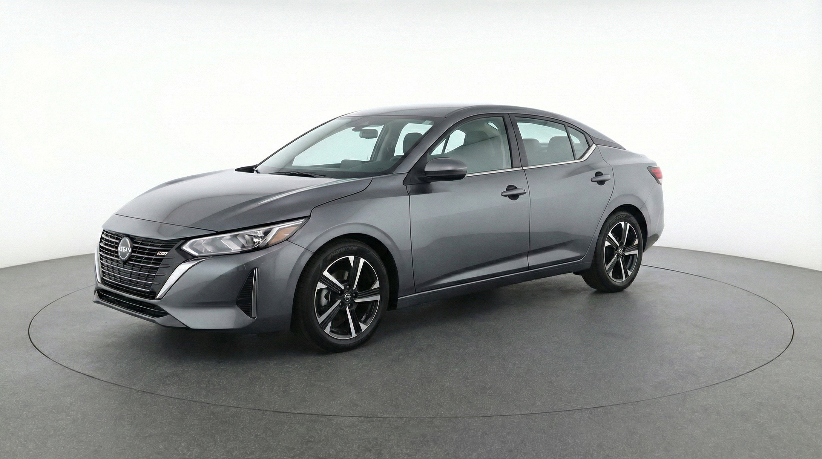 Used 2025 Nissan Sentra SV FWD image 3