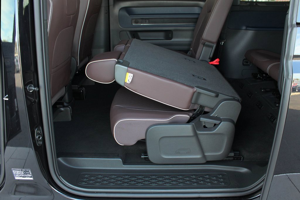 New 2025 Volkswagen ID. Buzz Pro S image 69