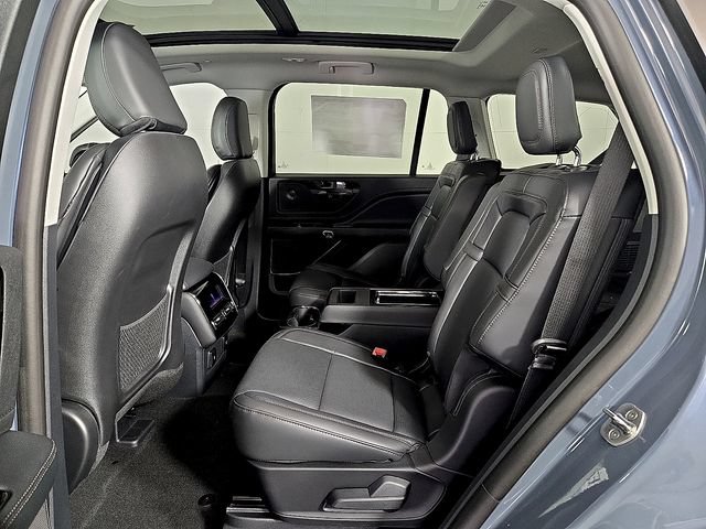 New 2026 Lincoln Aviator Reserve AWD/4WD image 10