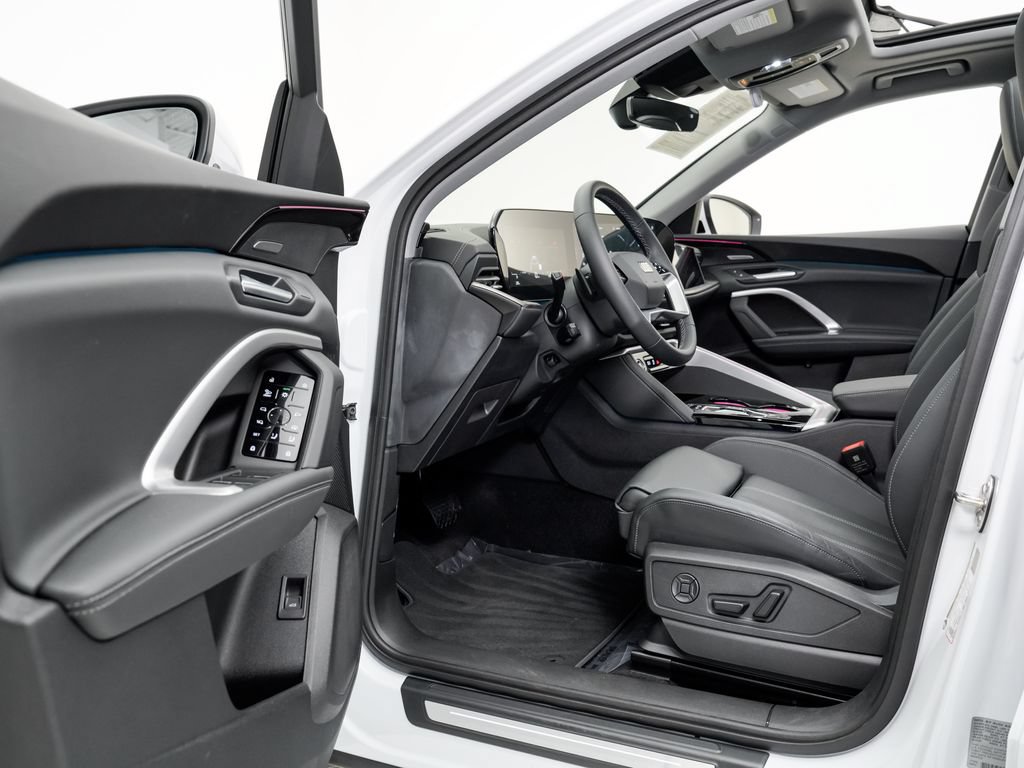 Certified 2025 Audi Q5 Prestige AWD/4WD image 8