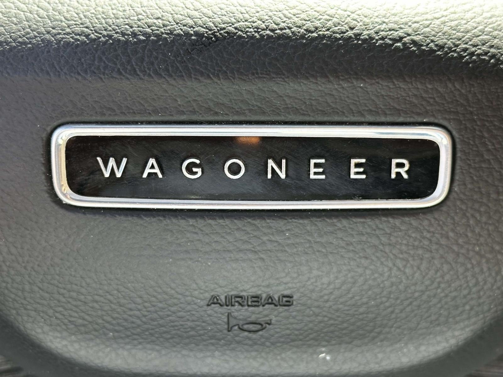Used 2023 Jeep Wagoneer L Series II w/ Premium Group I AWD/4WD image 27
