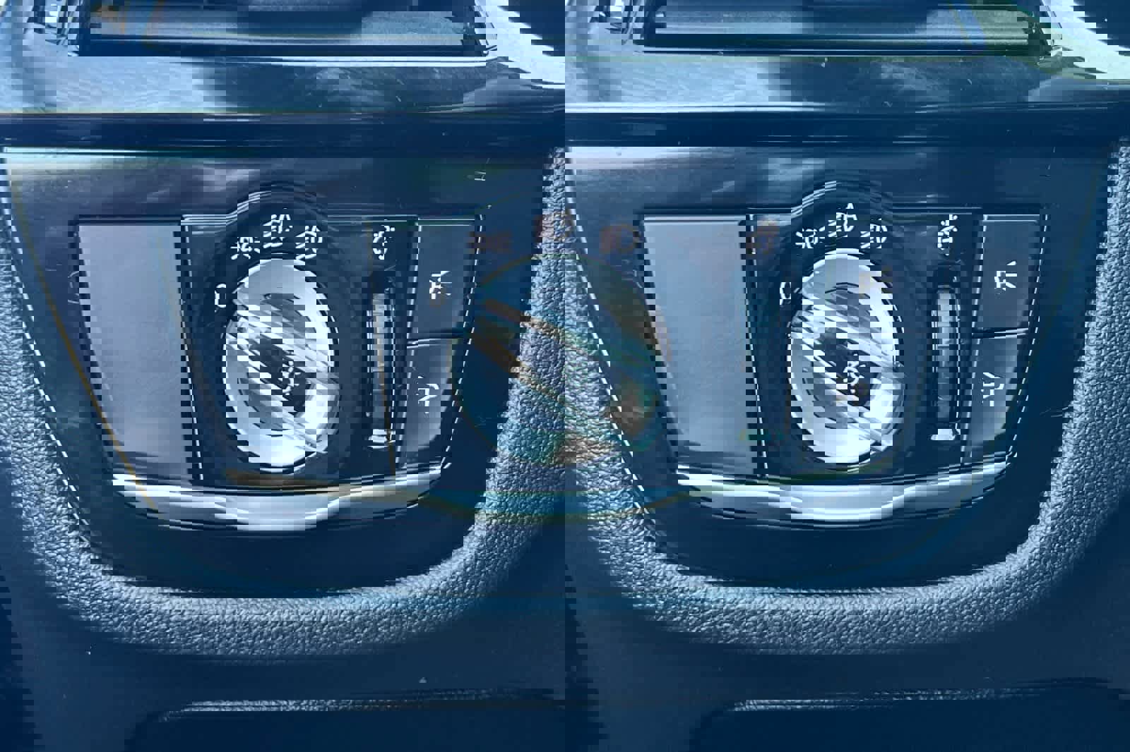 Used 2023 BMW 530e image 33