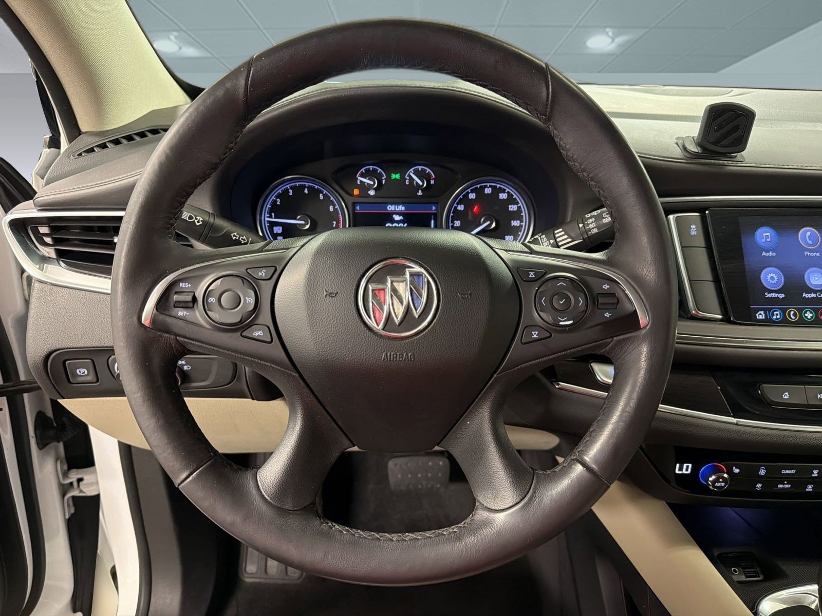 Used 2020 Buick Enclave Essence FWD image 15