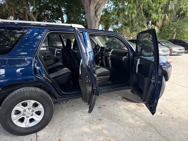 Used 2017 Toyota 4Runner SR5 RWD image 13