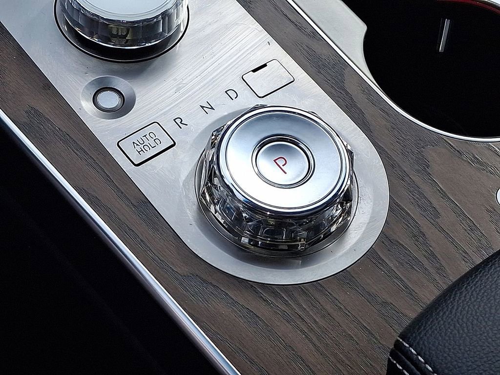 Used 2025 Genesis GV80 2.5T Advanced image 12