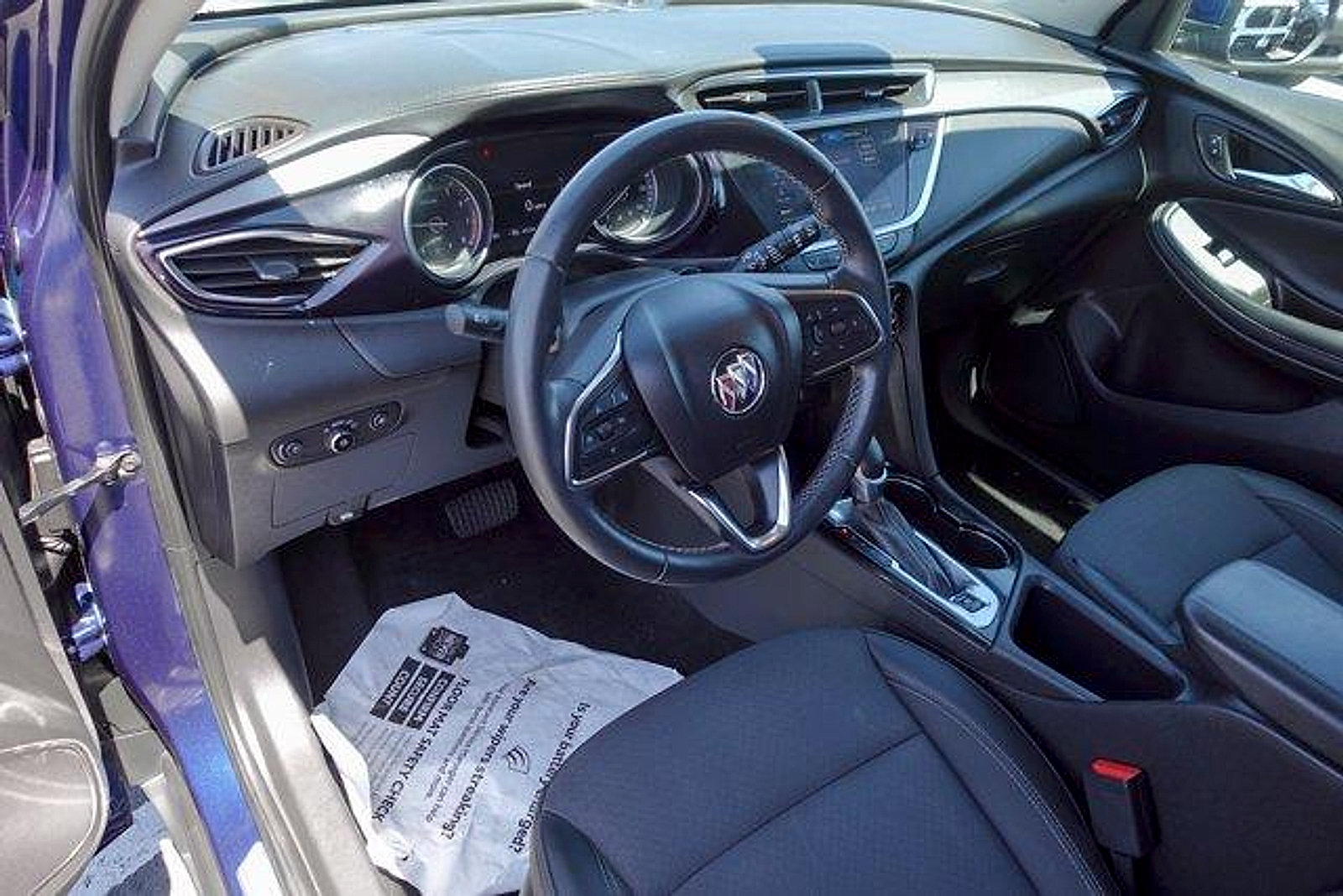 Used 2022 Buick Encore GX Select AWD/4WD image 9