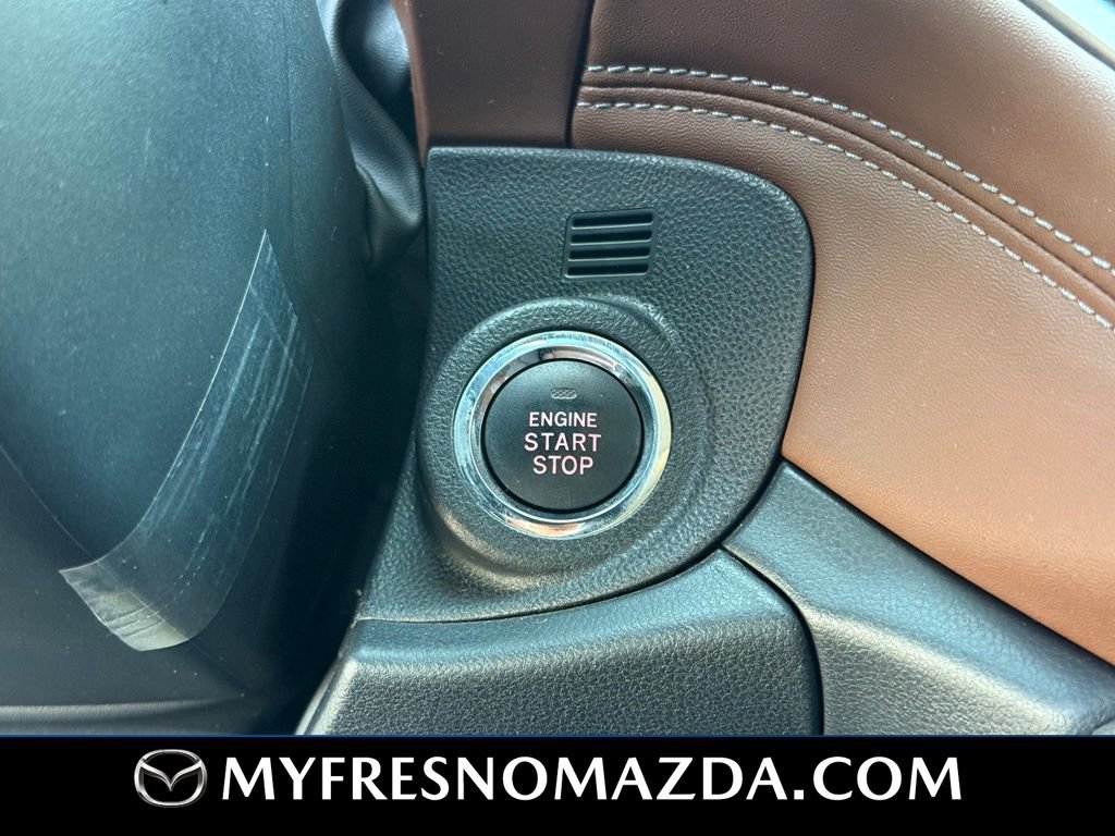 Used 2021 Subaru Outback Touring AWD/4WD image 29