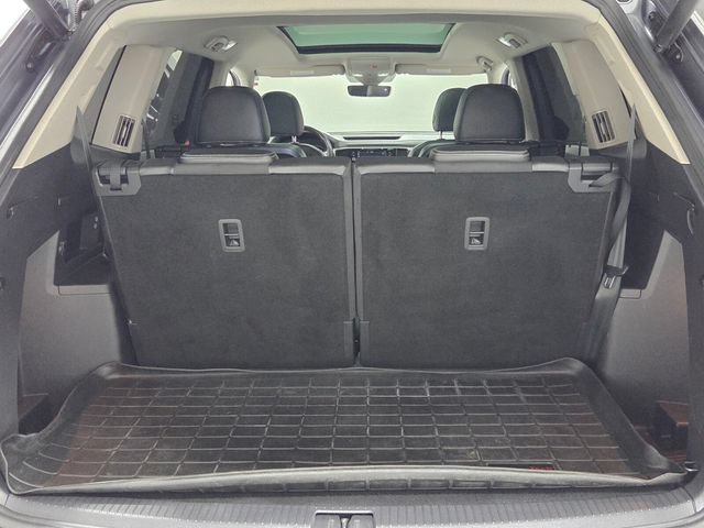 Used 2022 Volkswagen Atlas SEL Premium AWD/4WD image 12