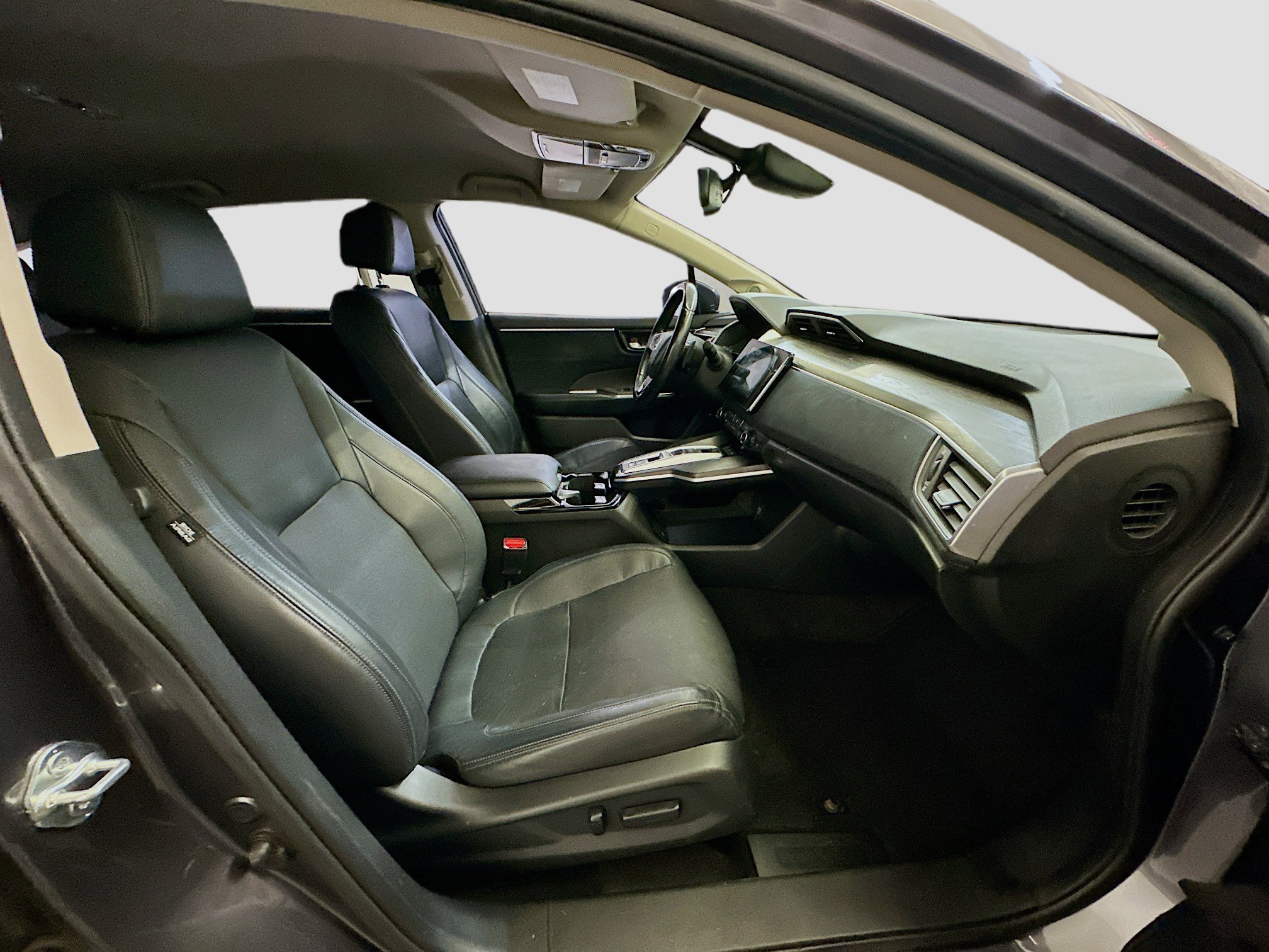 Used 2018 Honda Clarity Touring image 32