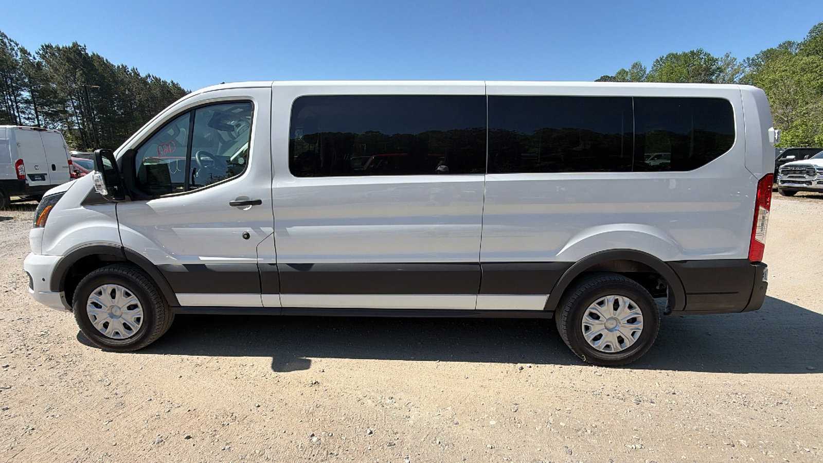 Used 2025 Ford Transit 350 XLT RWD image 11