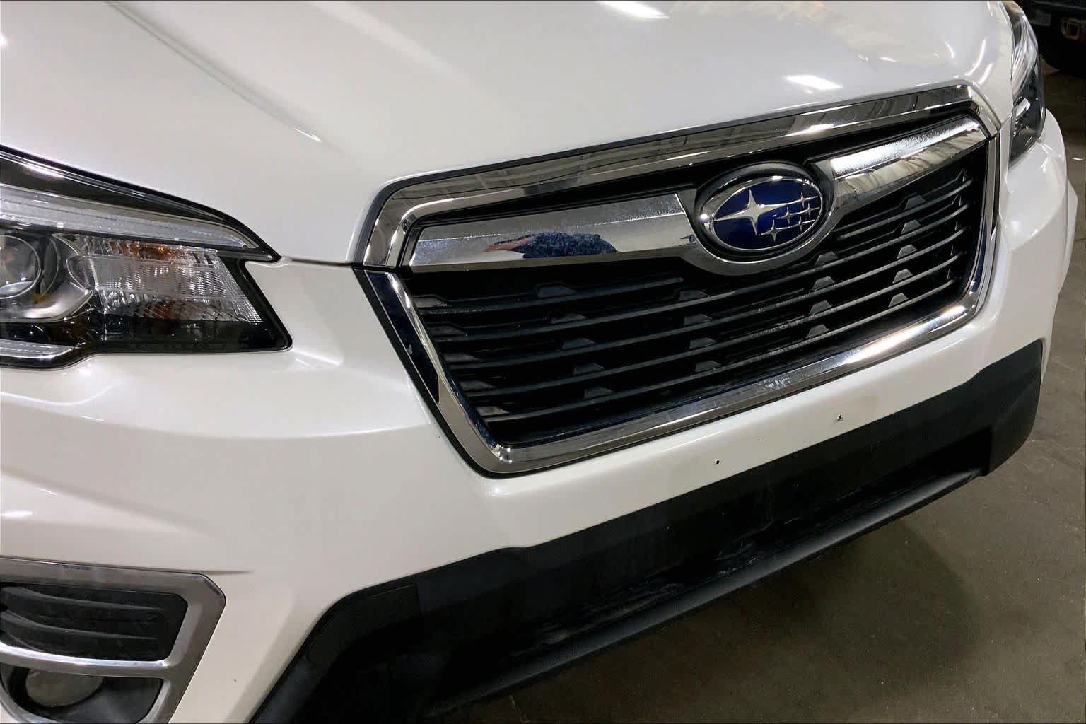 Used 2019 Subaru Forester Limited AWD/4WD image 29