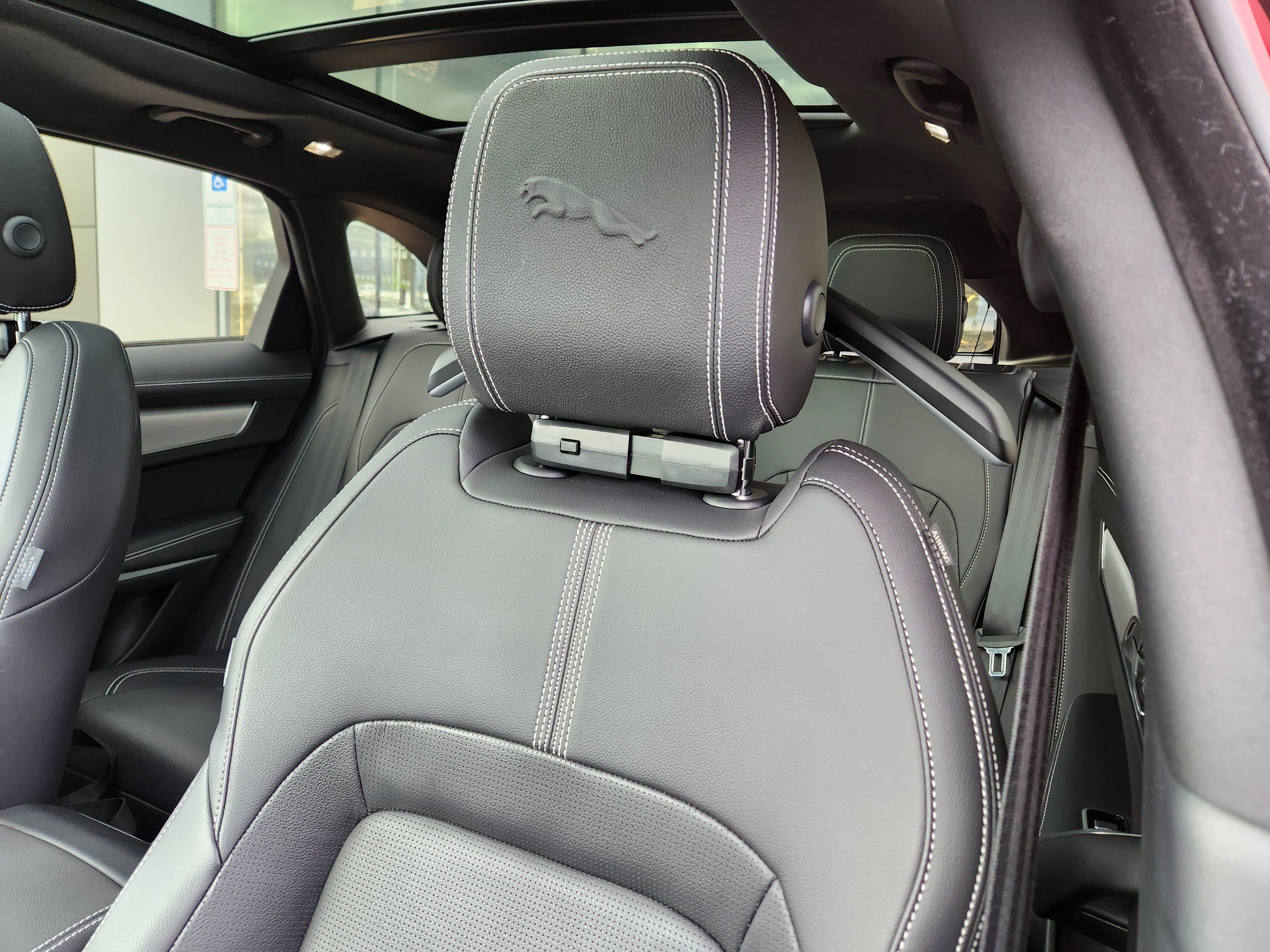 Certified 2025 Jaguar F-PACE R-Dynamic S AWD/4WD image 11