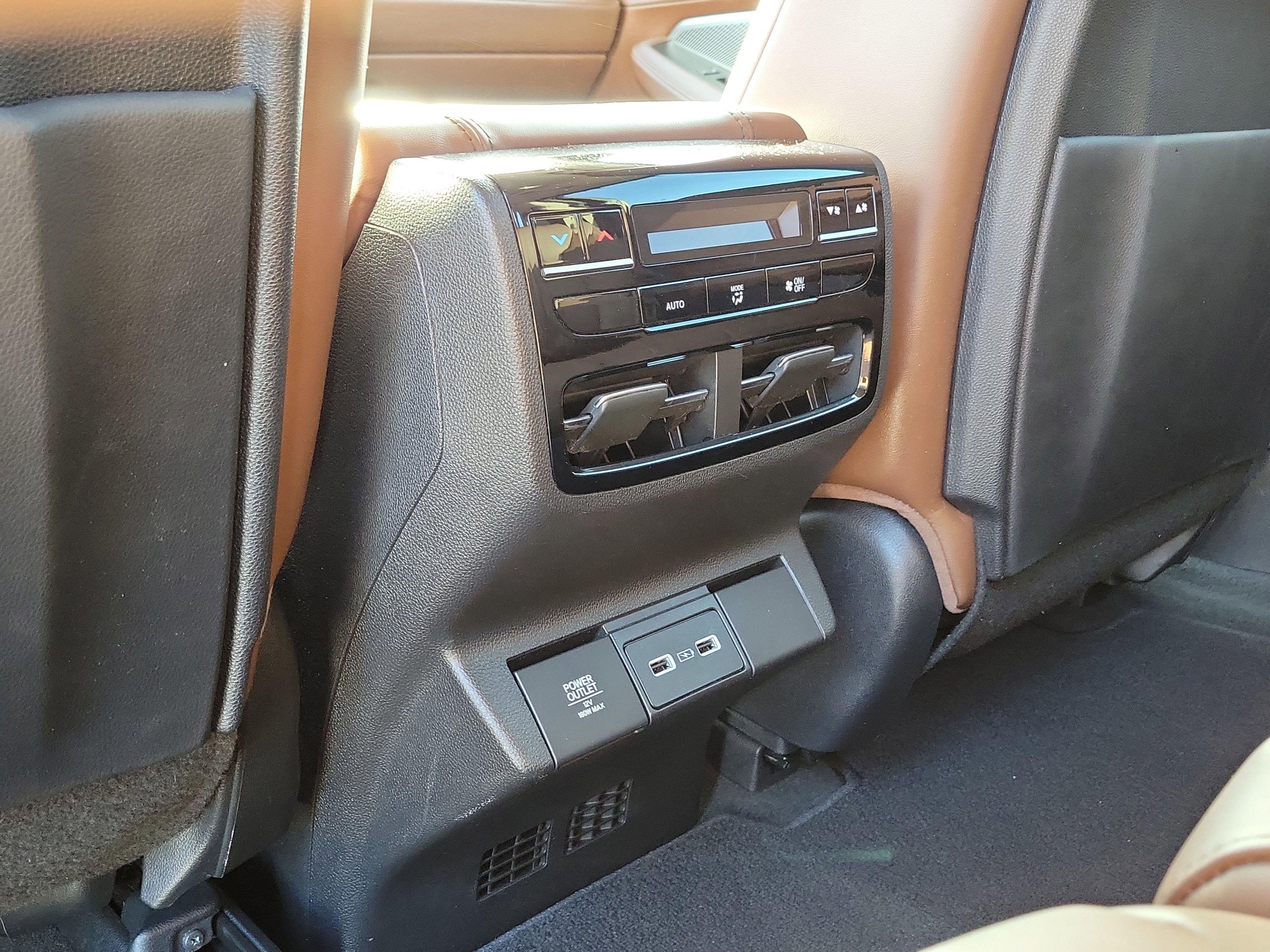 Used 2023 Acura MDX SH-AWD w/ Technology Package image 14