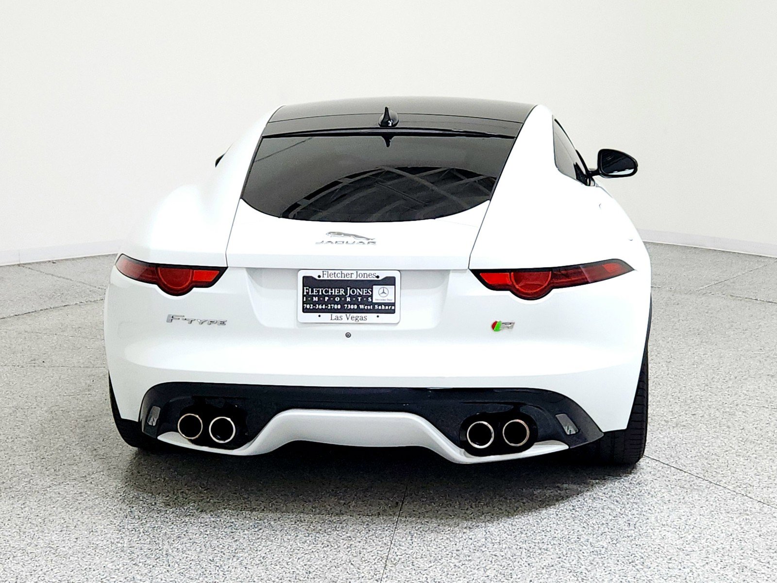 Used 2018 Jaguar F-TYPE R image 5