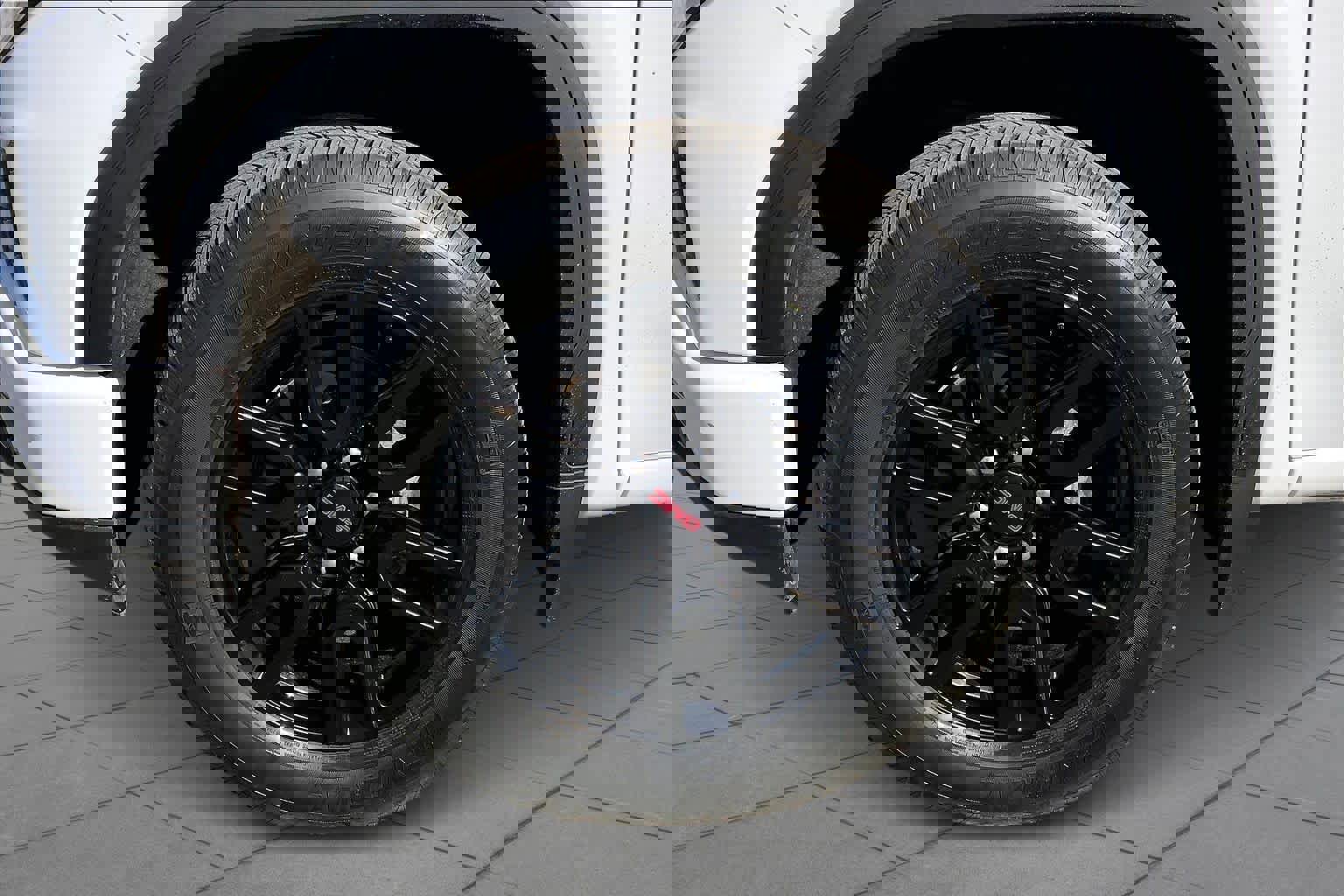 Used 2023 GMC Sierra 1500 Elevation image 9