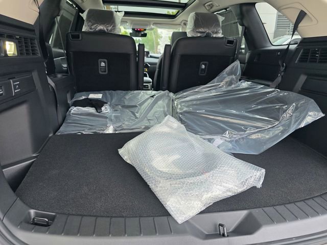 New 2026 MAZDA CX-90 Plug-In Hybrid w/Premium Sport image 12