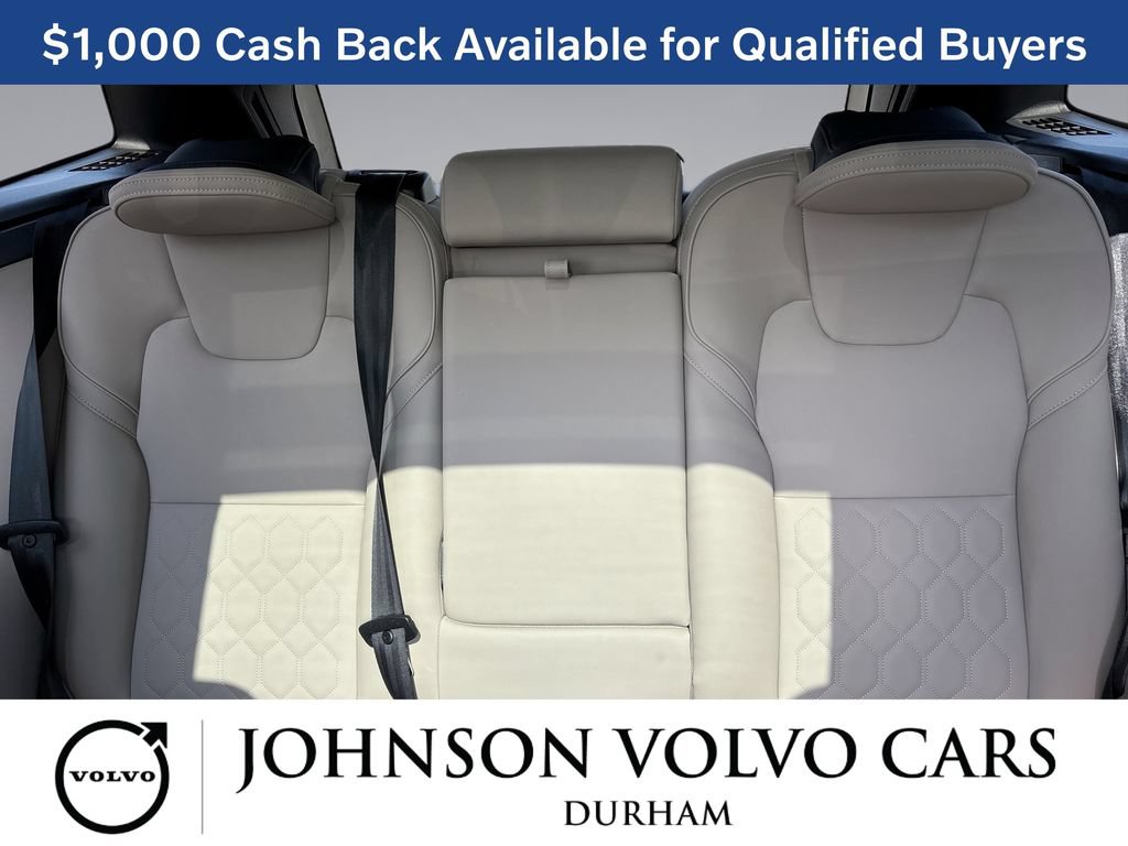 New 2026 Volvo XC60 B5 Plus w/ Protection Package Premier AWD/4WD image 23