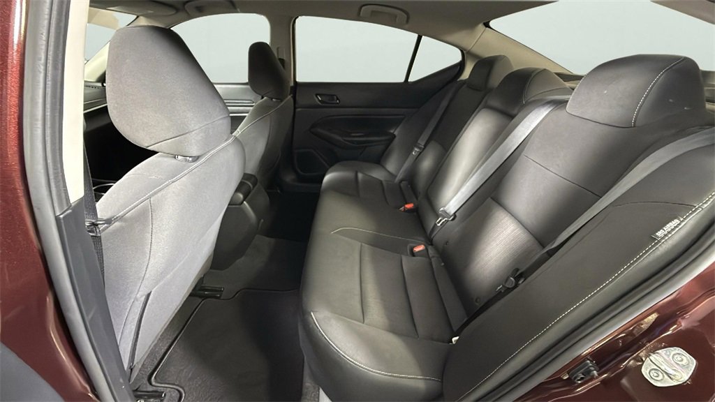 Used 2024 Nissan Altima 2.5 SV image 25
