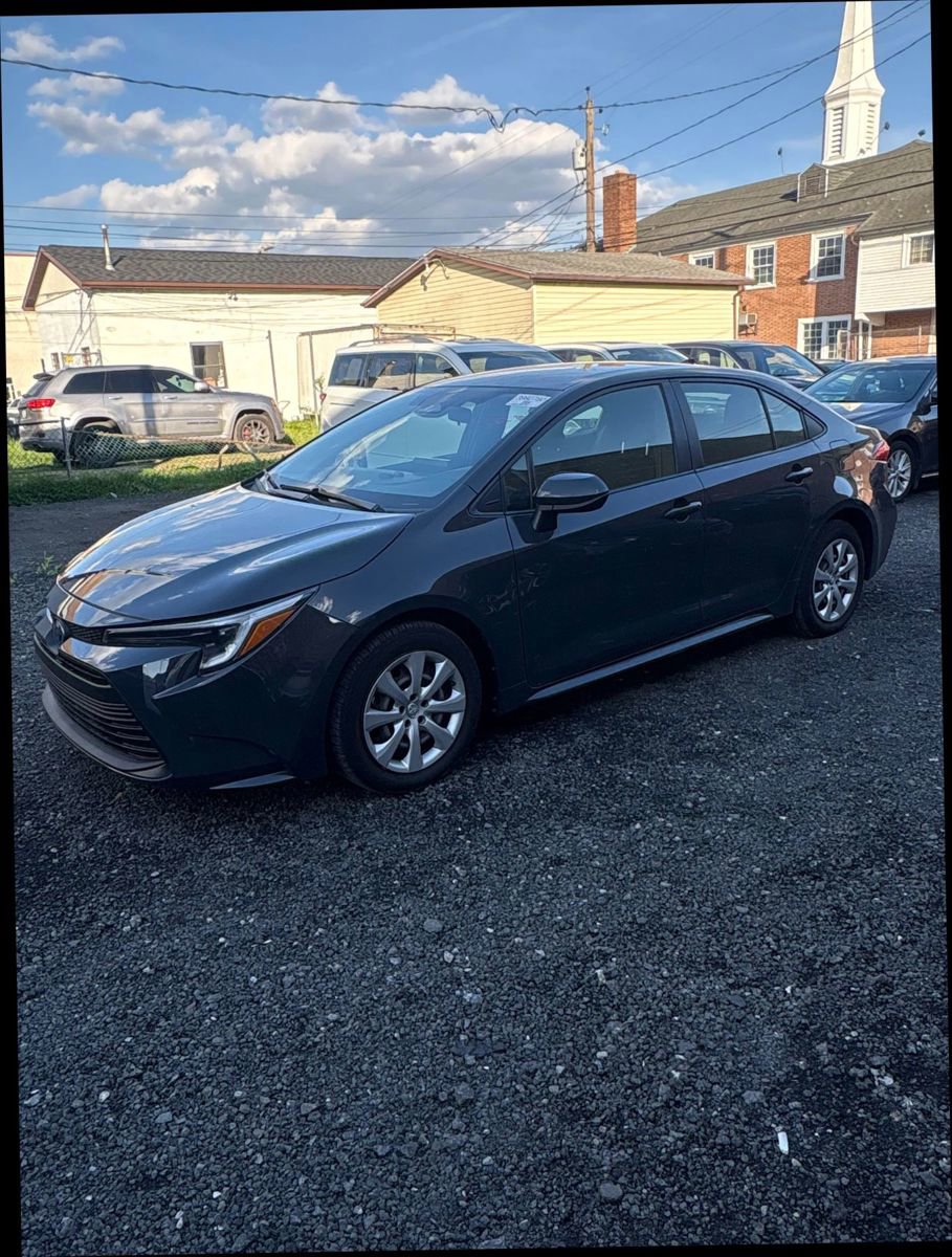 Used 2023 Toyota Corolla LE FWD image 14