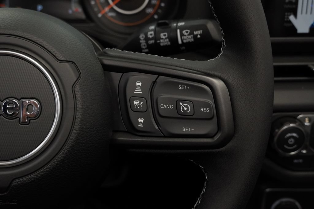 New 2026 Jeep Wrangler Unlimited Rubicon AWD/4WD image 27