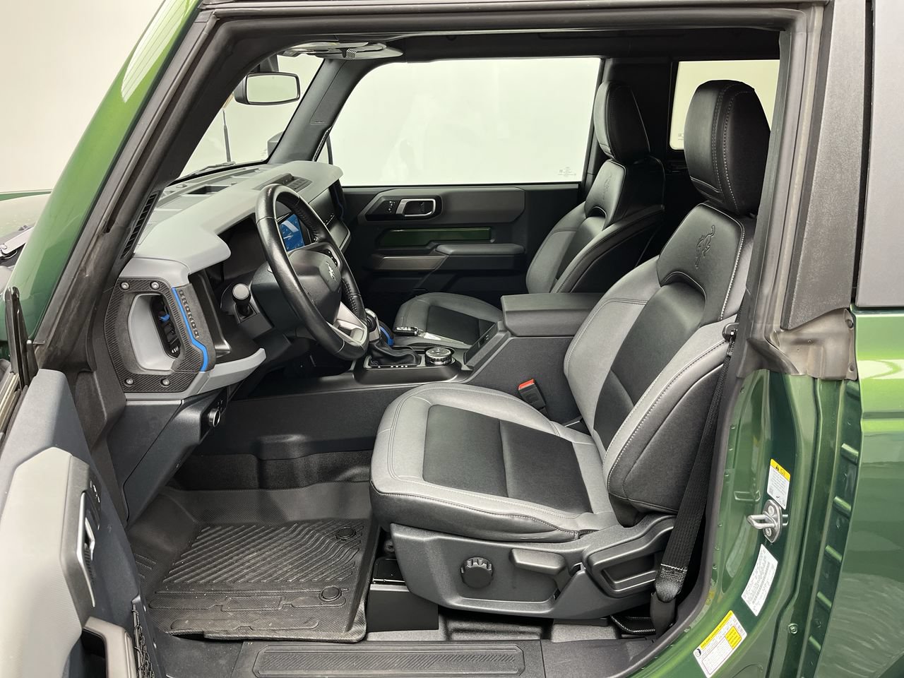 Certified 2023 Ford Bronco Black Diamond AWD/4WD image 3