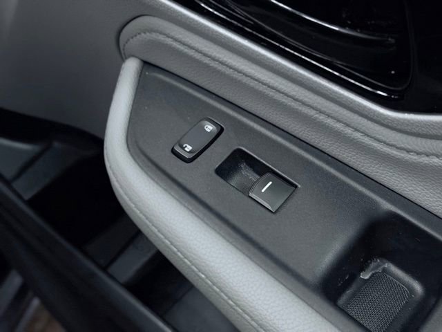 Used 2024 Honda Odyssey Elite image 18