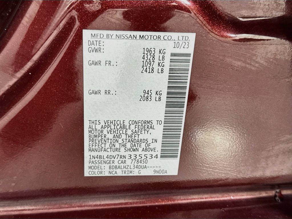 Used 2024 Nissan Altima 2.5 SV FWD image 17