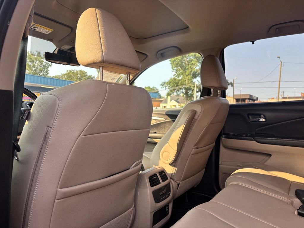 Used 2019 Honda Pilot EX-L image 18