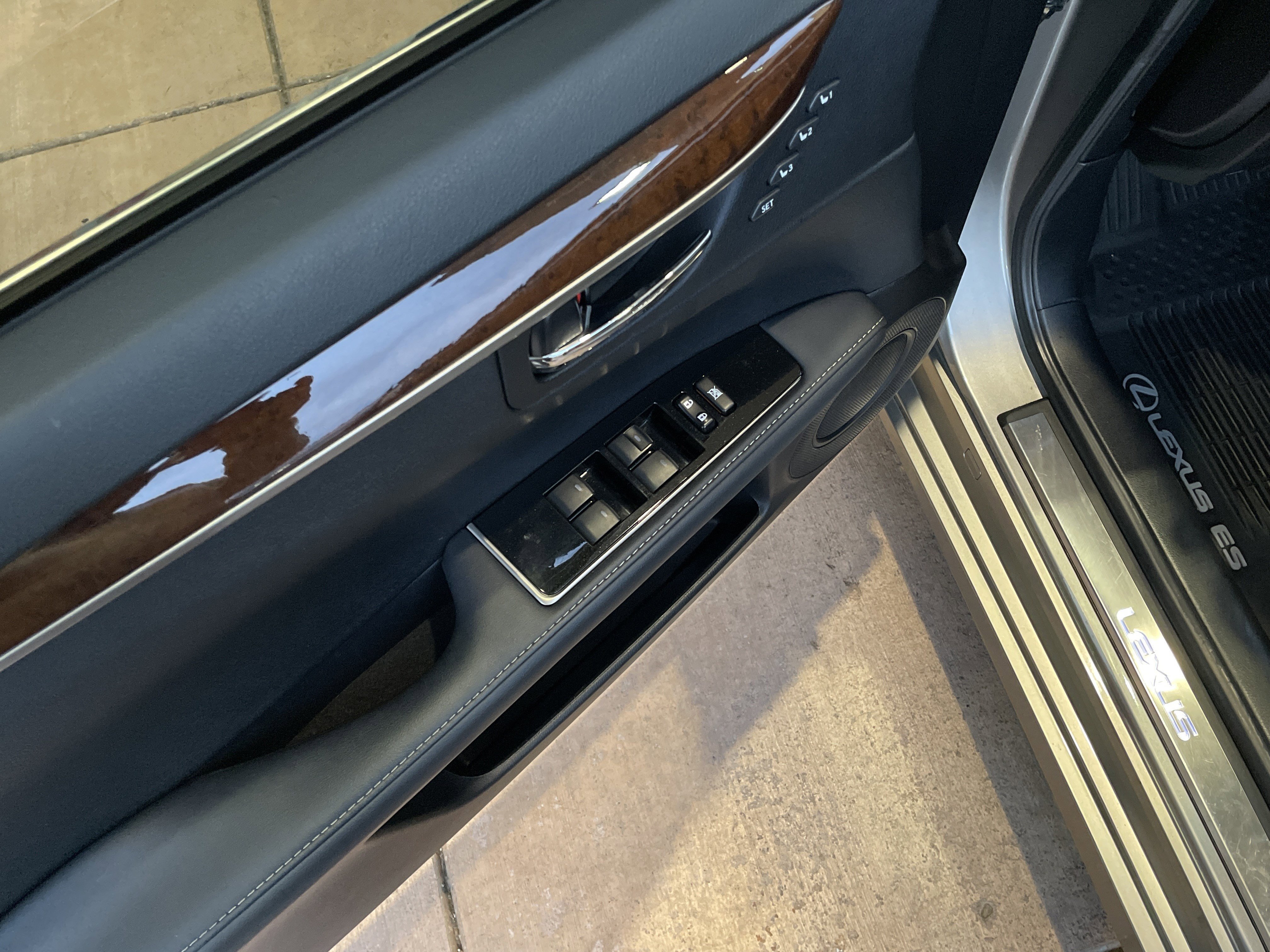 Used 2017 Lexus ES 350 image 15