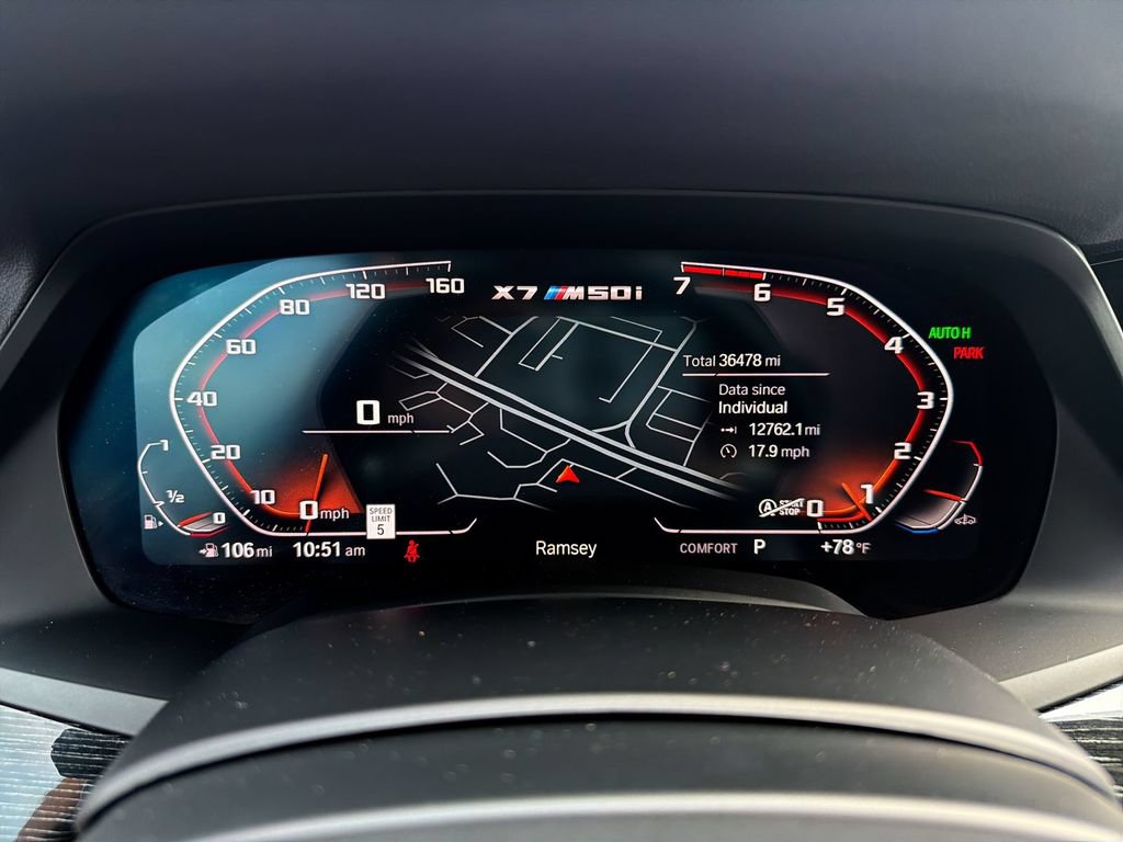 Used 2022 BMW X7 M50i w/ Cold Weather Package AWD/4WD image 26
