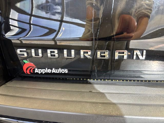 Used 2020 Chevrolet Suburban LT image 11