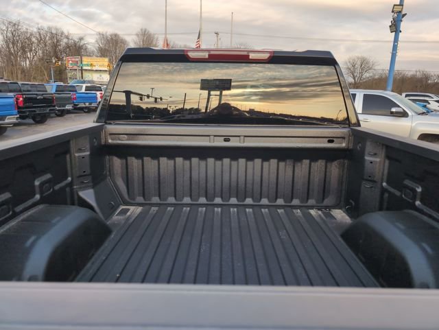 New 2025 GMC Sierra 1500 Elevation image 11