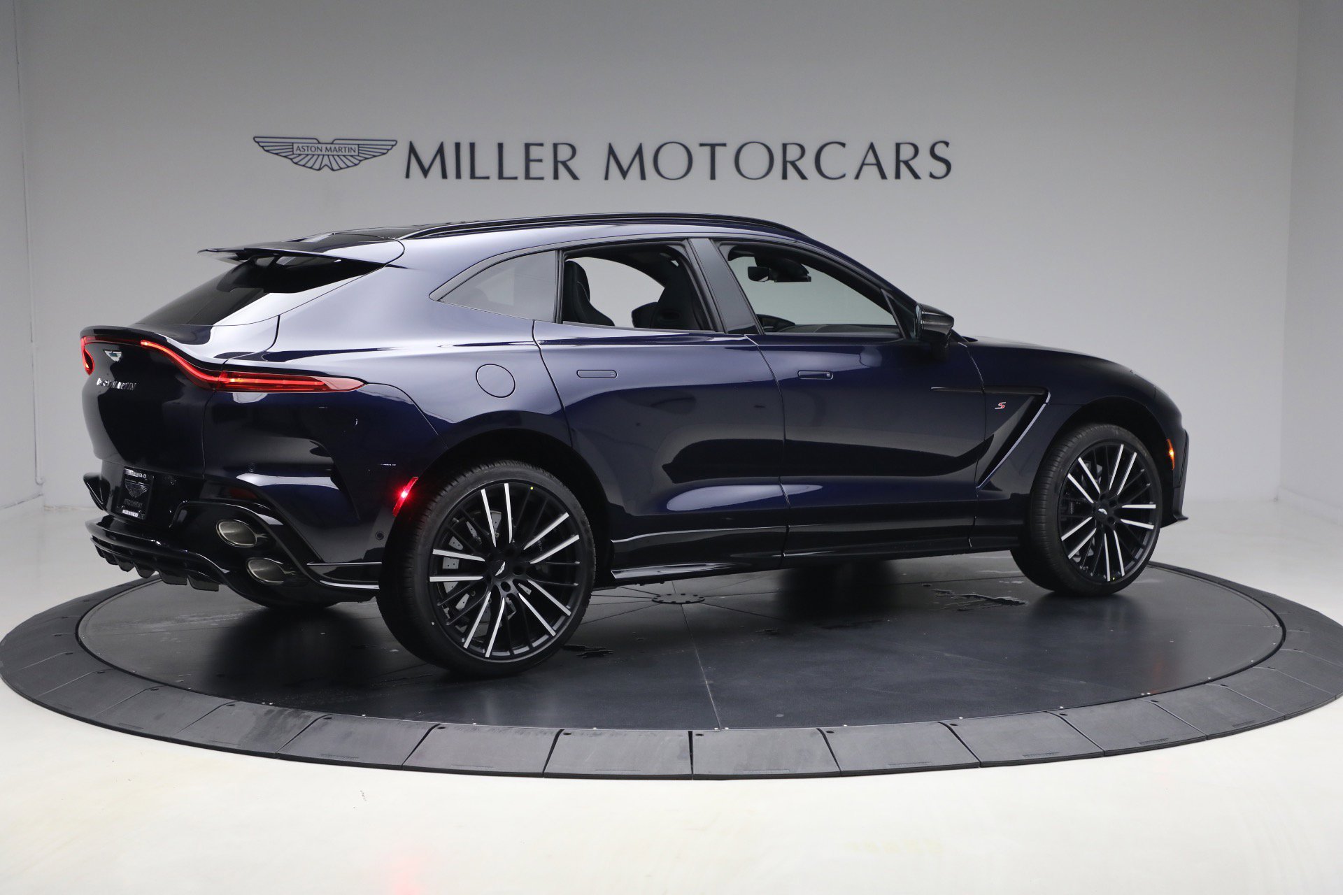 New 2026 Aston Martin DBX S image 8