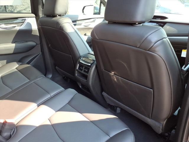 New 2025 Cadillac XT5 Premium Luxury w/ LPO, Floor Liner Package image 22