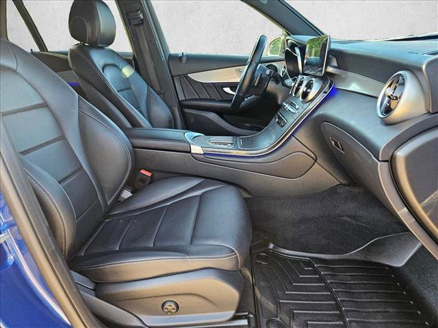 Used 2022 Mercedes-Benz GLC 300 image 21