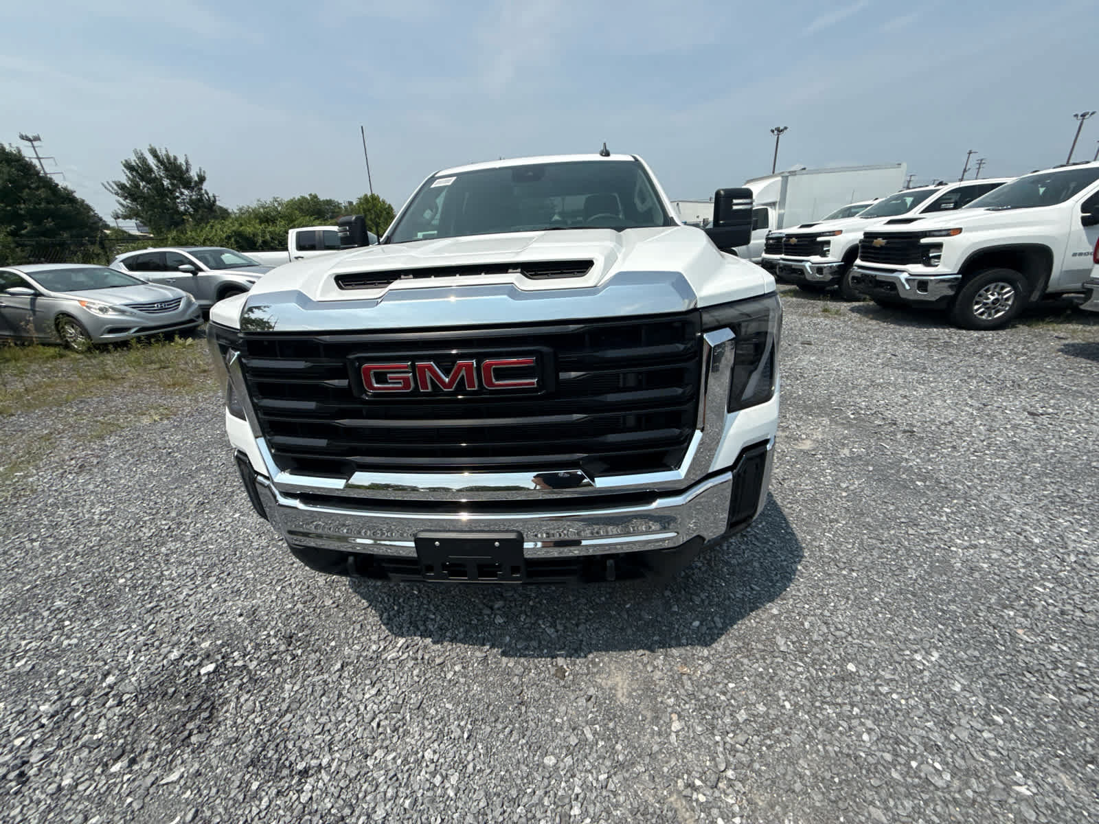 New 2026 GMC Sierra 2500 Pro w/ Convenience Package AWD/4WD image 29