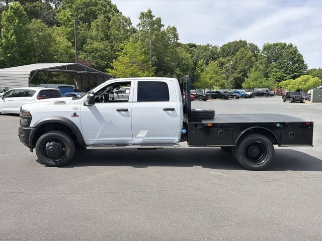 New 2026 RAM 5500 Tradesman AWD/4WD image 10
