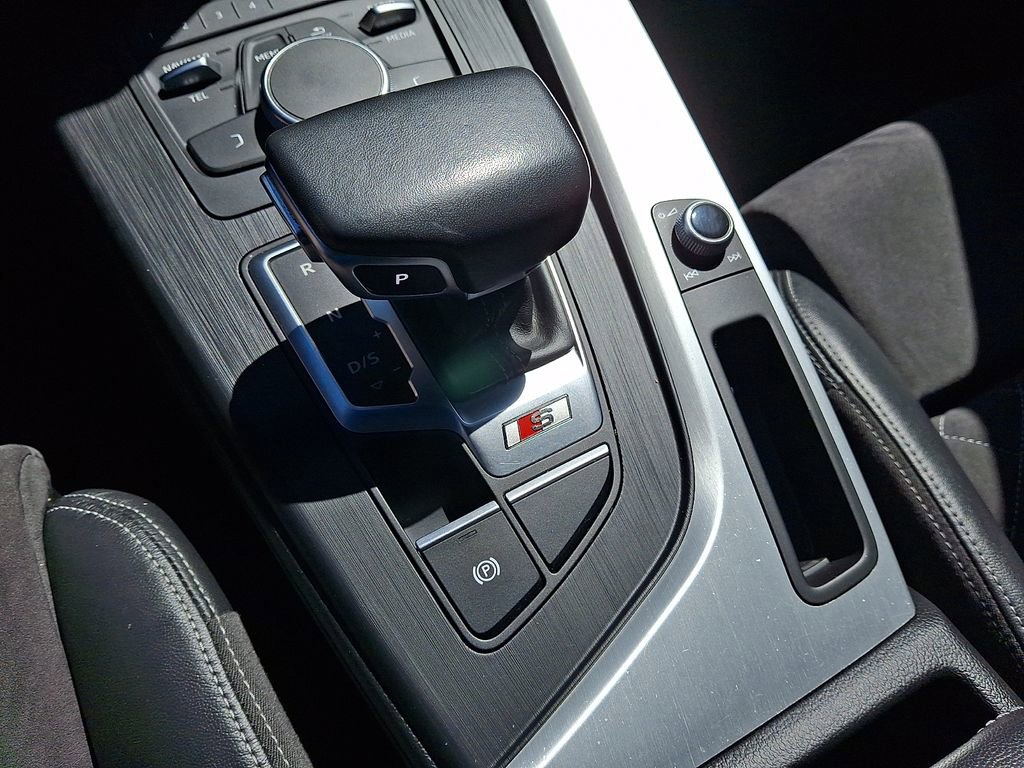 Used 2019 Audi S4 Premium w/ Convenience Package AWD/4WD image 17
