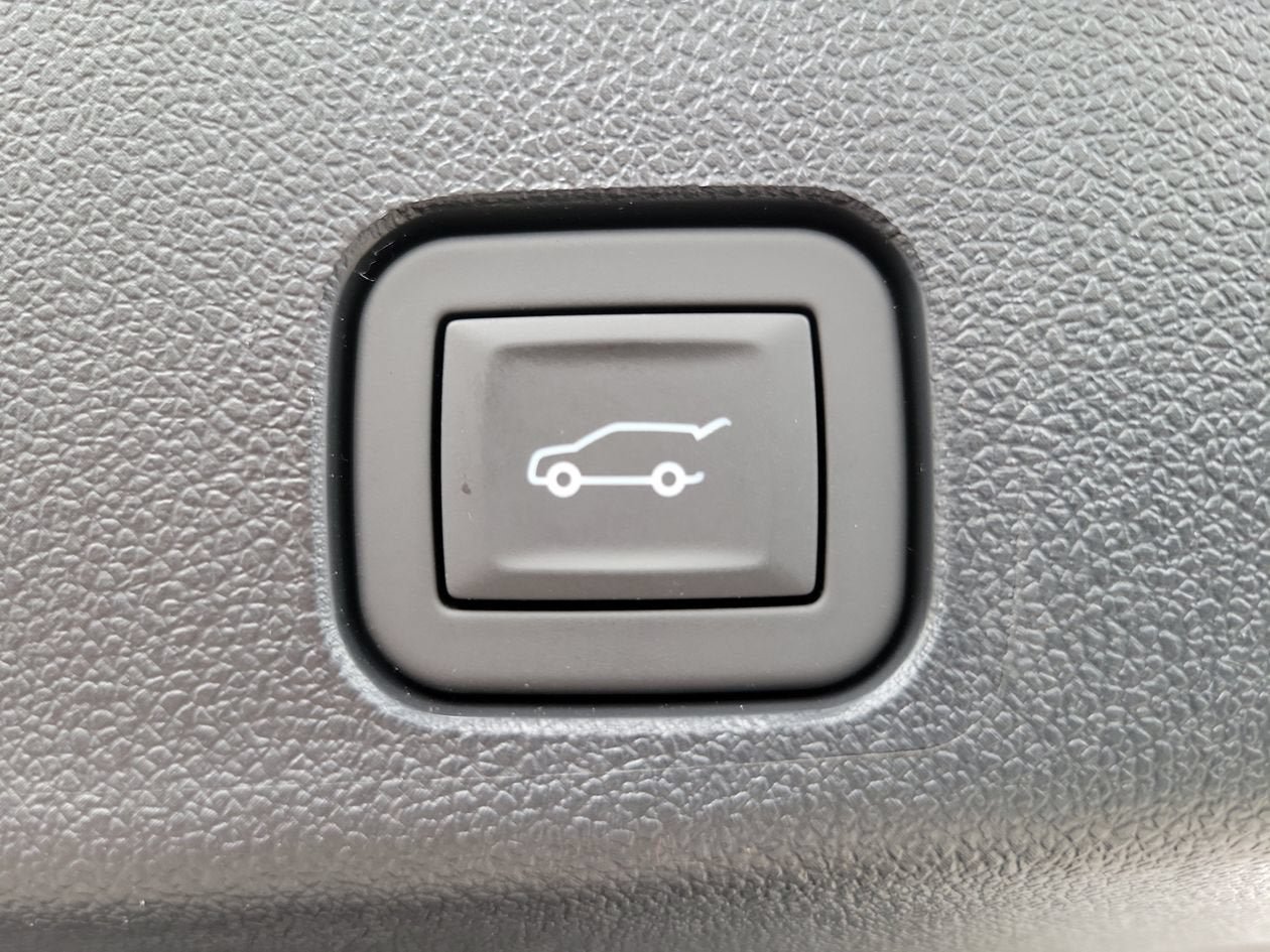 New 2026 GMC Acadia AT4 w/ Luxury Package AWD/4WD image 7