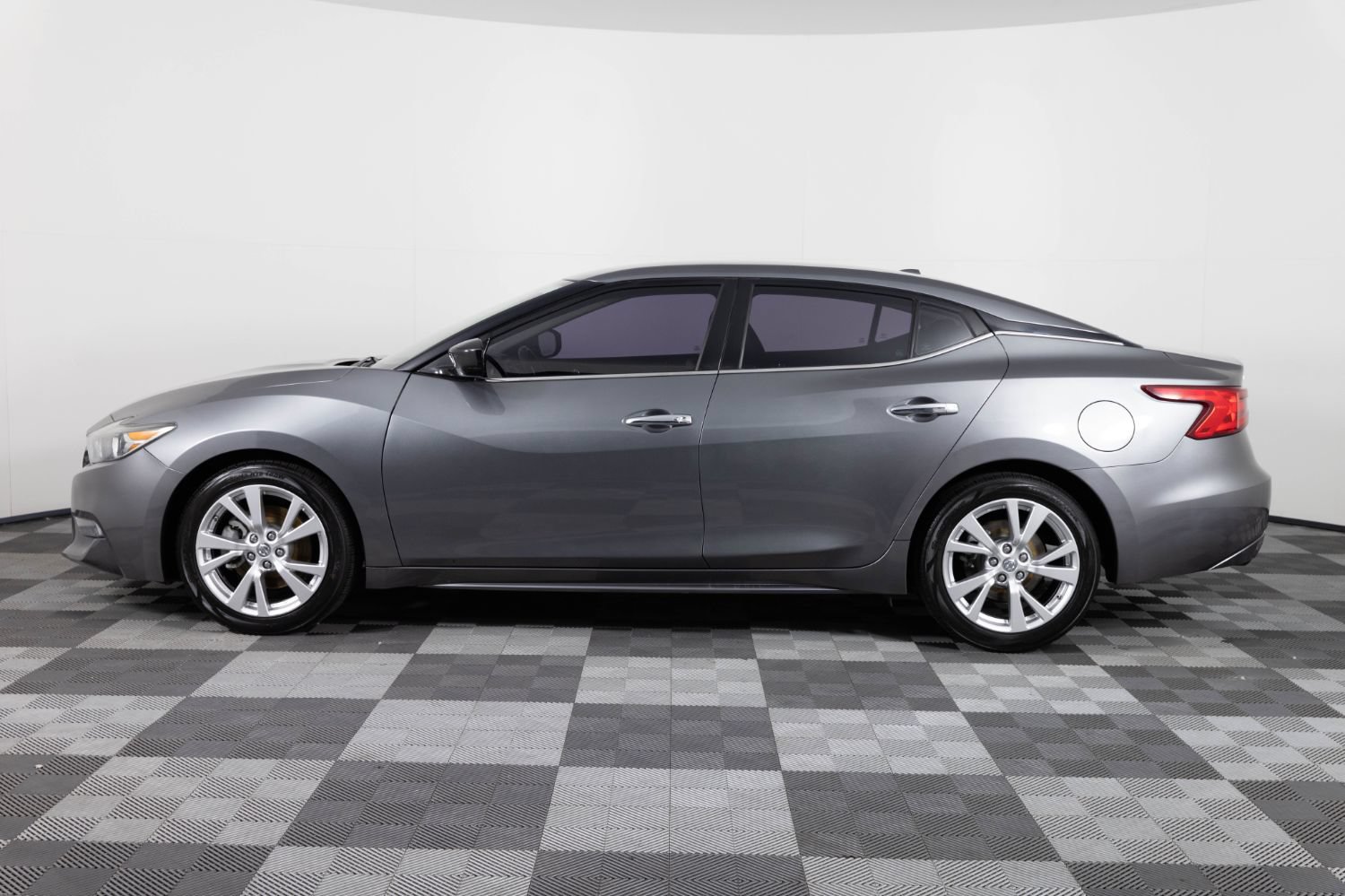 Used 2016 Nissan Maxima 3.5 S FWD image 3