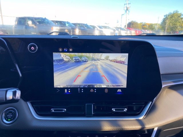 Used 2025 Chevrolet Equinox LT w/ Convenience Package II AWD/4WD image 9