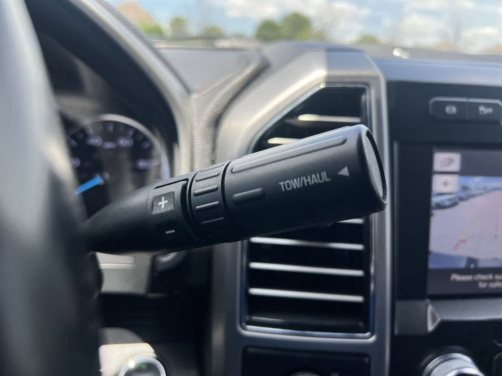Used 2019 Ford F350 Platinum w/ Platinum Ultimate Package AWD/4WD image 38