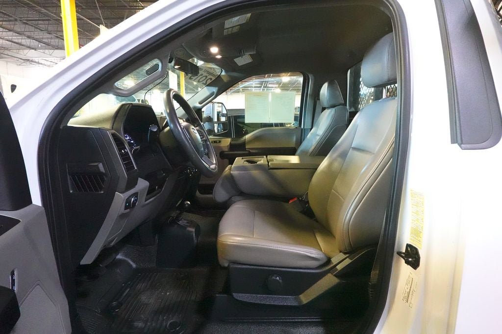 Used 2019 Ford F550 4x4 Regular Cab Super Duty image 12