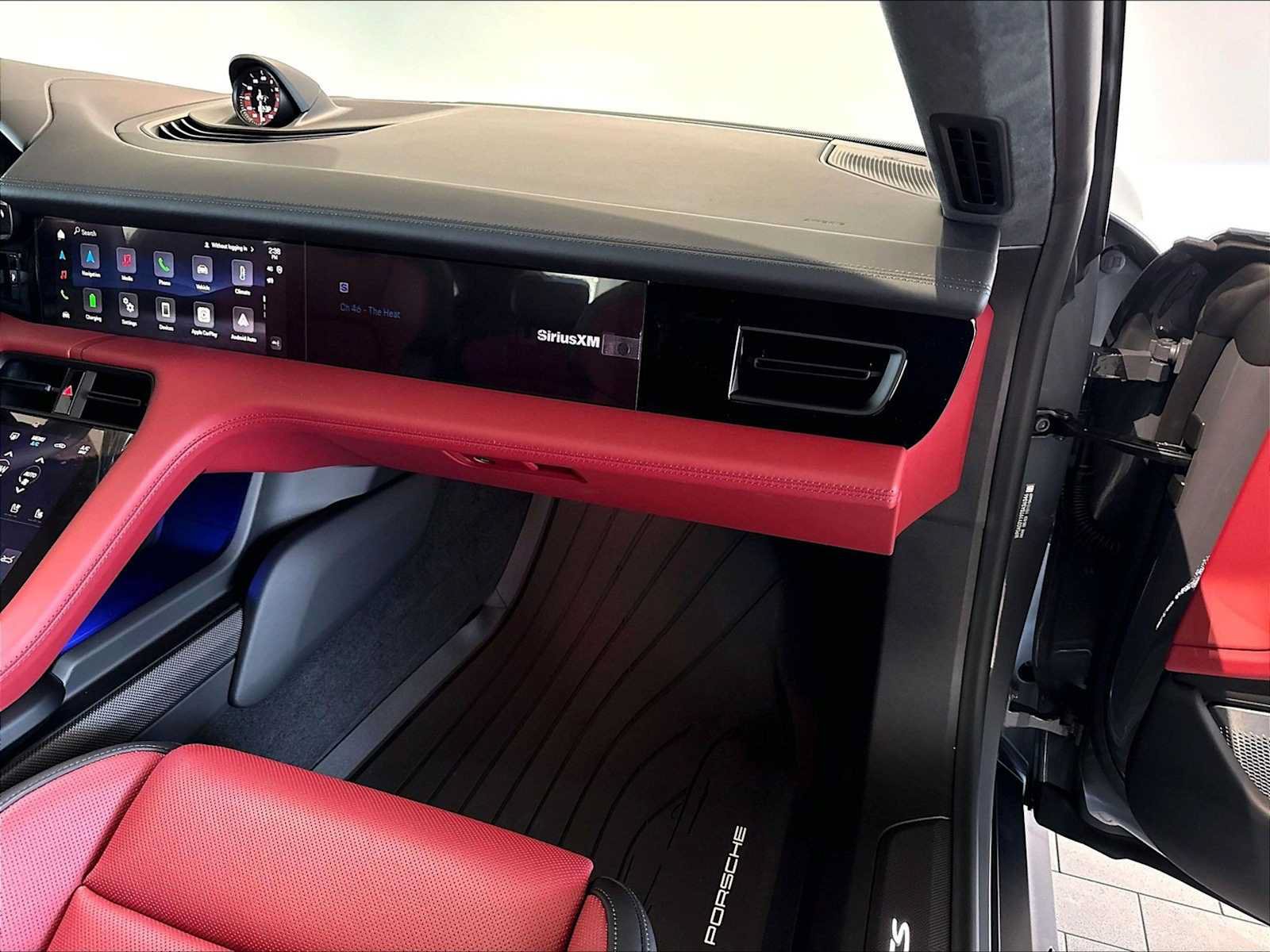 New 2026 Porsche Taycan GTS AWD/4WD image 22