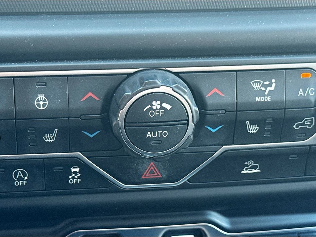 Used 2021 Jeep Gladiator Sport AWD/4WD image 22