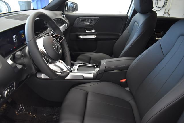 New 2026 Mercedes-Benz GLB 250 4MATIC image 25