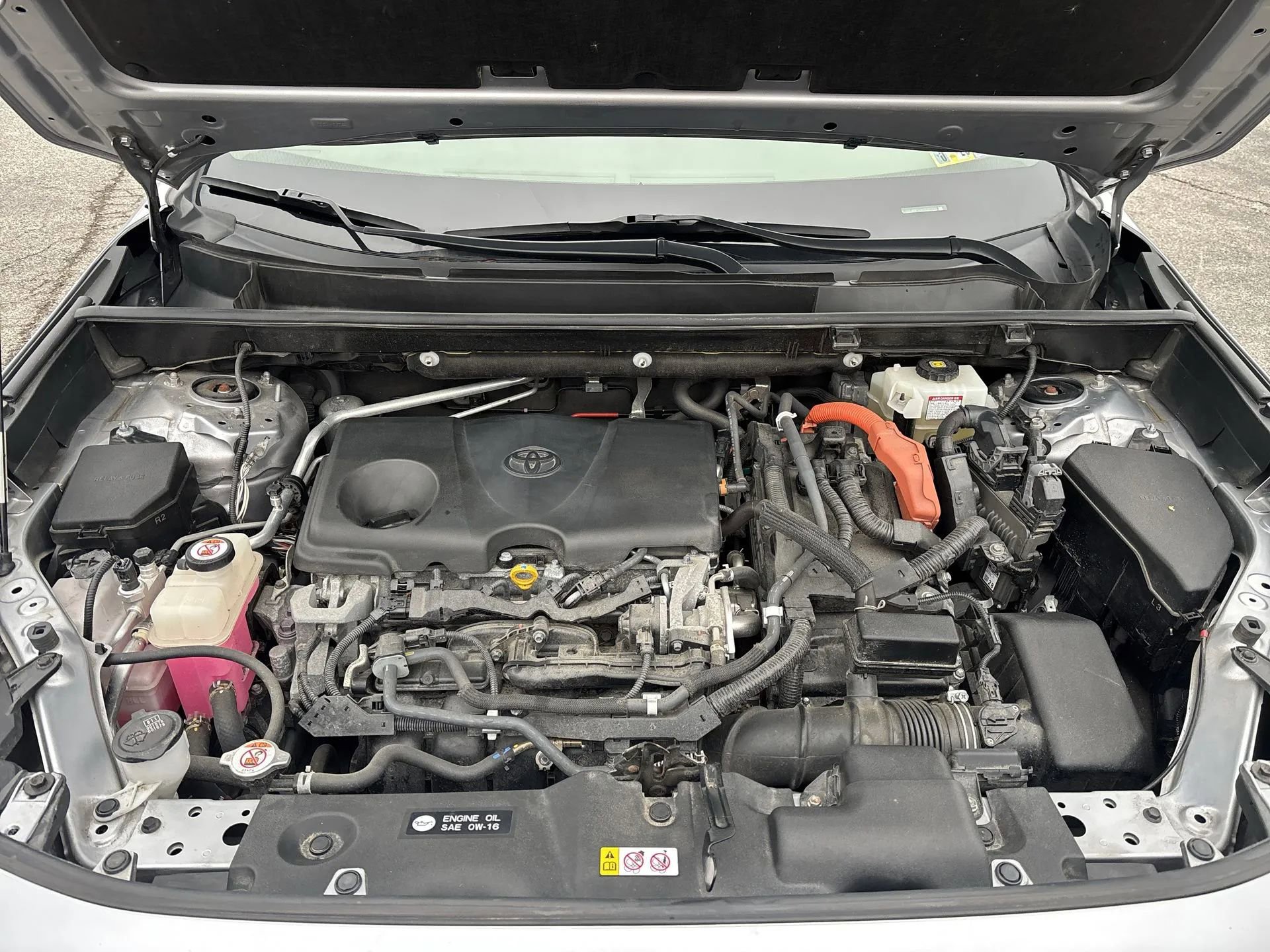 Used 2019 Toyota RAV4 Limited w/ Carpet Mat Package image 18